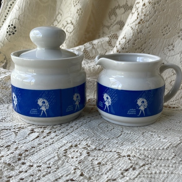 Morton Salt Set Advertising “When It Rains It pours” - Picture 2 of 8